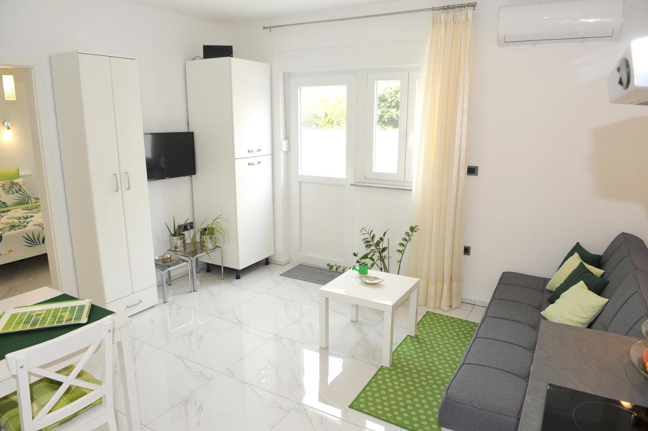 Ondina Apartments Pula Exterior photo
