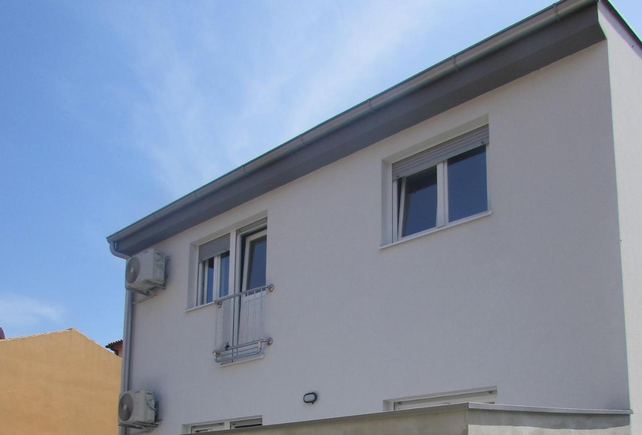 Ondina Apartments Pula Exterior photo