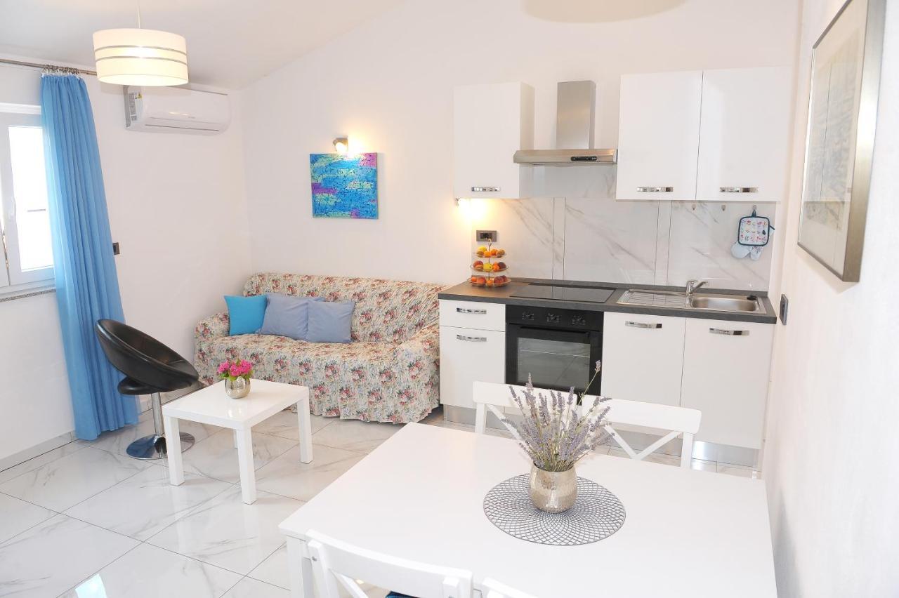 Ondina Apartments Pula Exterior photo